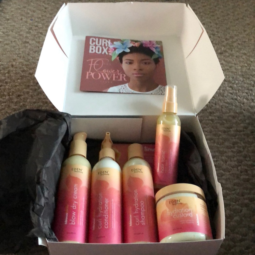 Brand new never before used Curlbox